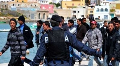 إيطاليا تؤكد ترحيل مئات المهاجرين بالإتفاق مع تونس