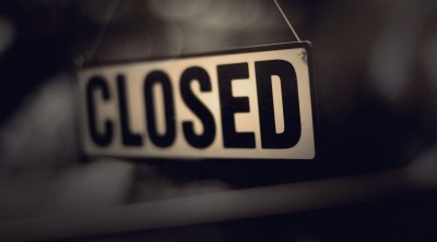 حملة أمنية تغلق محلات بيع الخمر في العاصمة ثاني أيام عيد الفطر..غضب و تنديد