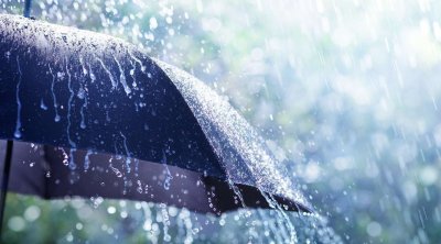 أمطار و رياح قوية بداية من ظهر اليوم 