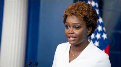 كارين جان بيار.. أول متحدثة بإسم البيت الأبيض ''سوداء ومثلية''