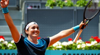 البطلة أنس جابر من أجل إنجاز تاريخي جديد