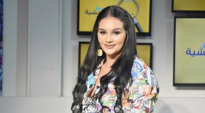 بثينة محمد : حرام عليكم تحكموا عليا ب3 سنين من غير محجوز (فيديو)