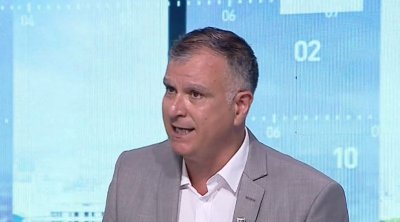 أمين محفوظ يخرج عن صمته و يعلق على مشروع الدستور 