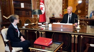 Kaïs Saïed rencontre Bouden au sujet des fonds spoliés à l’étranger