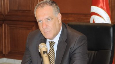 غازي الشواشي : بالرغم من التزوير و توظيف الإعلام العمومي التونسيين قاطعو الإستفتاء 