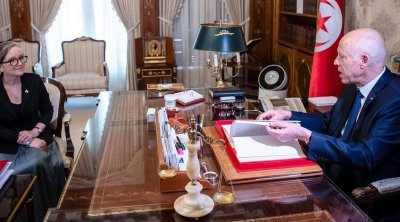 Saïed prend connaissance du rapport concernant les prêts et dons obtenus durant la dernière décennie