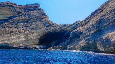 الطقس : السباحة خطيرة و ممنوعة بجميع الشواطئ