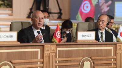 قيس سعيد يتهم أطراف خارجية بتمويل الإرهاب في إفريقيا 