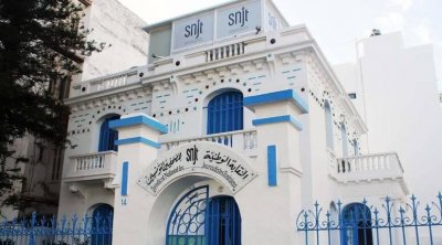 نقابة الصحفيين ترفض انحراف بعض وسائل الإعلام المغربية بالجدل الدبلوماسي إلى حملات غير أخلاقية تستهدف تونس