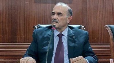 والي صفاقس: سأطرد الاداريين الذين لا يعملون وأعوضهم بالعاطلين عن العمل 