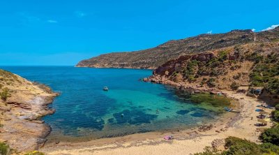 طقس اليوم: أمطار مع انخفاض درجات الحرارة