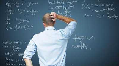 قرابة 2000 أستاذ جامعي غادروا تونس لتوفير ظروف أفضل