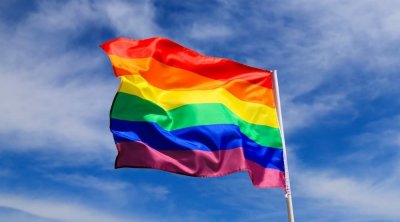 قطر : المثليون جنسياً مرحب بهم و يمكنهم رفع أعلامهم في المونديال