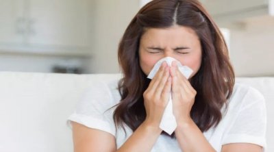 مختص في علم الفيروسات : من المرجح إنتهاء فيروس كورونا في غضون شهرين لتحل محله النزلة الموسمية