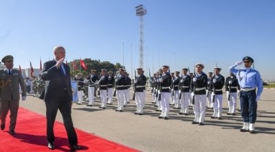 رئيس الجمهورية يغادر تونس في اتجاه الجزائر (صور)