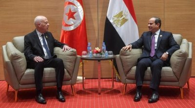 Sommet Arabe : Saïed s'entretient avec Al-Sissi