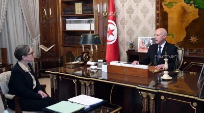 سعيد يؤكد أن الدولة التونسية لن تتخلى عن دورها الإجتماعي 