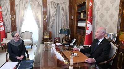 Saied : Les entreprises publiques ne seront pas cédées 