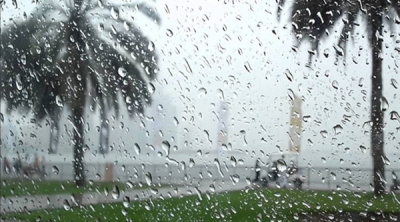 طقس اليوم : أمطار متفرقة وانخفاض طفيف للحرارة