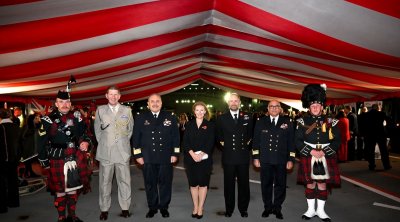 زيارة سفينة البحرية الملكية البريطانية ''HMS Albion'' إلى تونس