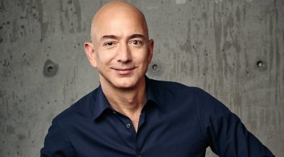 مؤسس أمازون يتعهد بالتبرع بجميع ثروته 