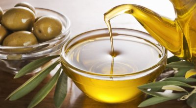 تونس حققت عائدات قاربت 2228 مليون دينار من تصدير زيت الزيتون