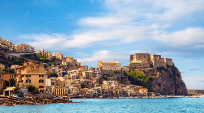 شاهد ...هذه البلدة الإيطالية الخلابة ستدفع لك 30 ألف دولار مقابل الانتقال إليها