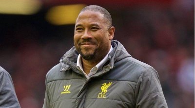 جون بارنز : على الجميع احترام القوانين والعادات القطرية