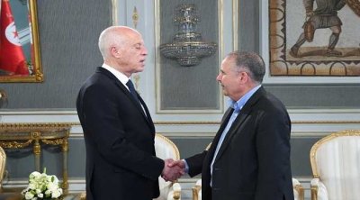 نورالدين الطبوبي: خطاب قيس سعيّد خارج عن سياق القرن 21