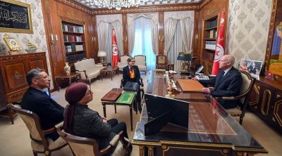 سعيّد : يجب توفير المواد الأساسية للتونسيين و تطبيق القانون على الجميع