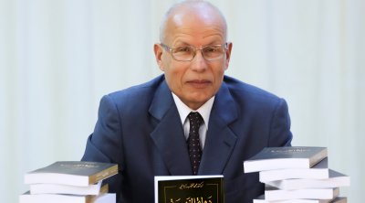 ''دولة الغنيمة'' :خفايا وأسرار من داخل القصبة يرويها مدير الديوان السابق محمد الطيّب اليوسفي