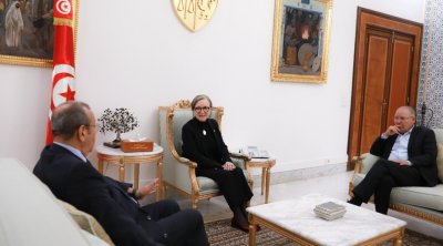 تفاصيل لقاء بودن بالطبوبي وماجول