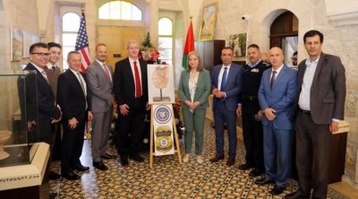 أمريكا تعيد إلى فلسطين قطعة أثرية نادرة