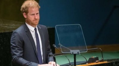 عراك عائلي ومخدرات .. تسريبات مذكرات الأمير هاري تثير الجدل ببريطانيا