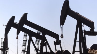 إرتفاع أسعار النفط العالمية مع بداية الأسبوع