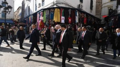 Kaïs Saïed en visite à l'avenue Habib Bourguiba