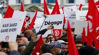 14 جانفي :مظاهرات في تونس تطالب برحيل قيس سعيد (صور)