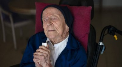  فرنسا : وفاة أكبر معمرة في العالم عن 118 عاما