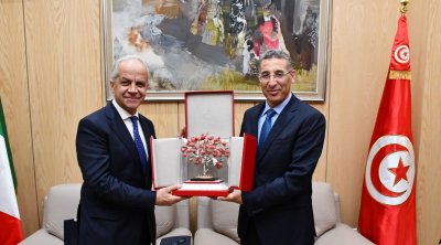 مقاومة ظاهرة الحرقة محور لقاء وزير الداخلية و نظيره الإيطالي 