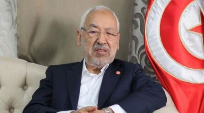 Ghannouchi s’est rendu hier au service de l’état civil de la municipalité de Radès 