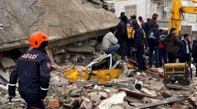 Un tremblement de terre dévastateur frappe la Turquie et la Syrie