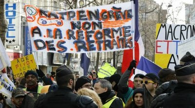 مظاهرات حاشدة في فرنسا ضد قانون التقاعد