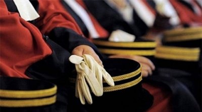 الرائد الرسمي: إحالة قضاة على عدم المباشرة وإلحاق آخرين بالقضاء العسكري