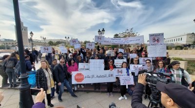 تونس : الصحفيون ينددون في يوم غضبهم بتردي حرية التعبير و الإعلام 
