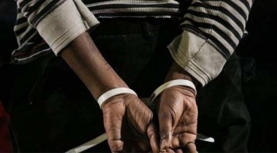 الإحتفاظ بـ42 مهاجرا من إفريقيا جنوب الصحراء