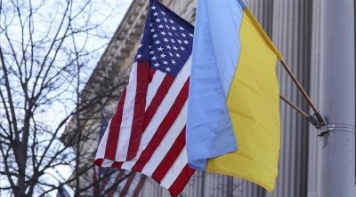 Deux pilotes ukrainiens reçoivent une formation sur les avions de chasse aux États-Unis