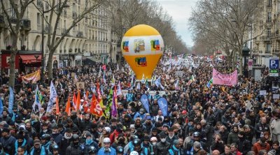أكثر من مليون متظاهر احتجاجا على تعديل قانون التقاعد في فرنسا