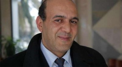 هشام حسني : شبهات للمال السياسي و شراء أصوات في تشكيل الكتل بالبرلمان الجديد