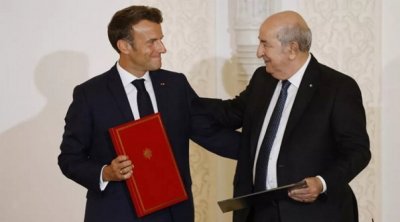مكالمة هاتفية بين ماكرون وتبّون لطي صفحة الأزمة الدبلوماسية 