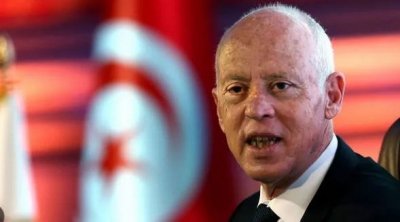 وزير الصحة يرفض توضيح الوضع الصحي لقيس سعيّد